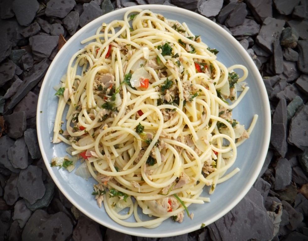 Spaghetti with tuna &amp; lemon - CookTogether