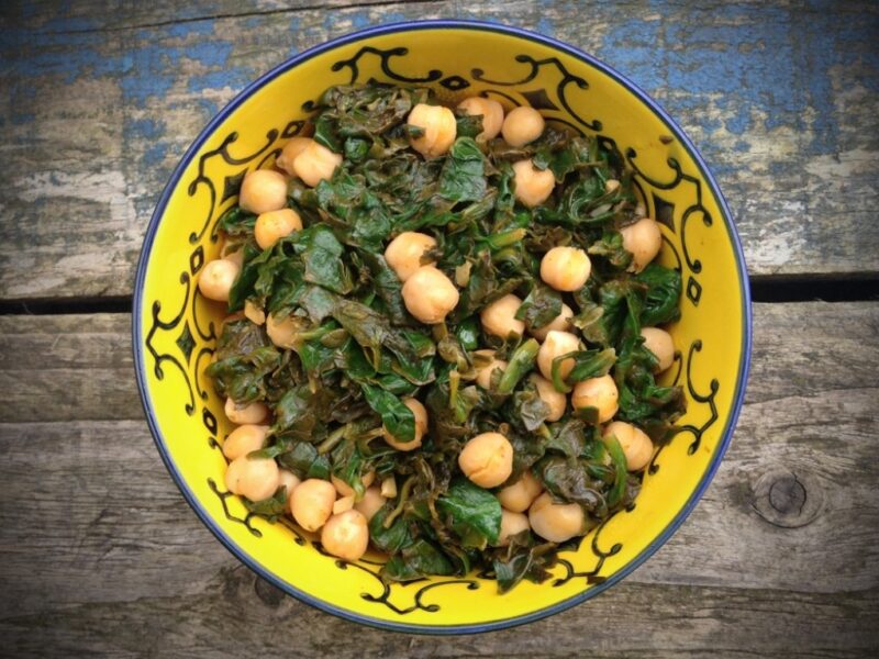 Chickpeas with spinach