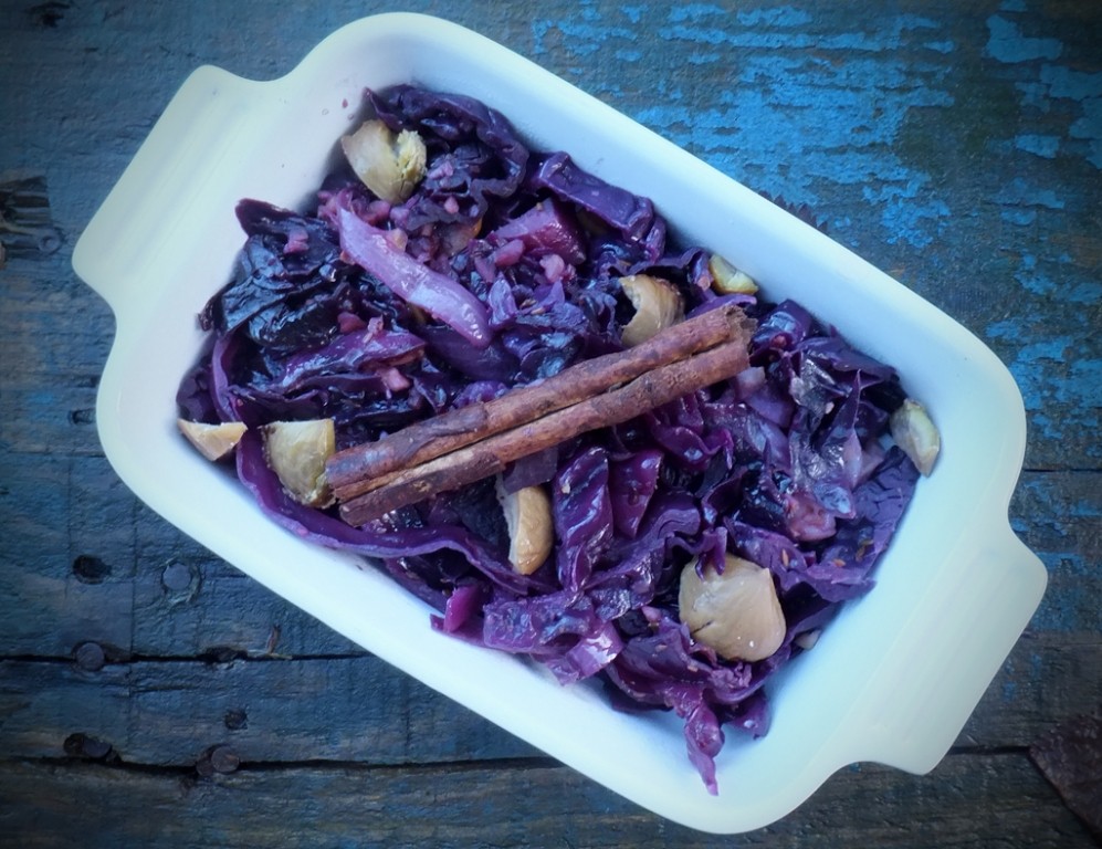 Red cabbage with chestnuts