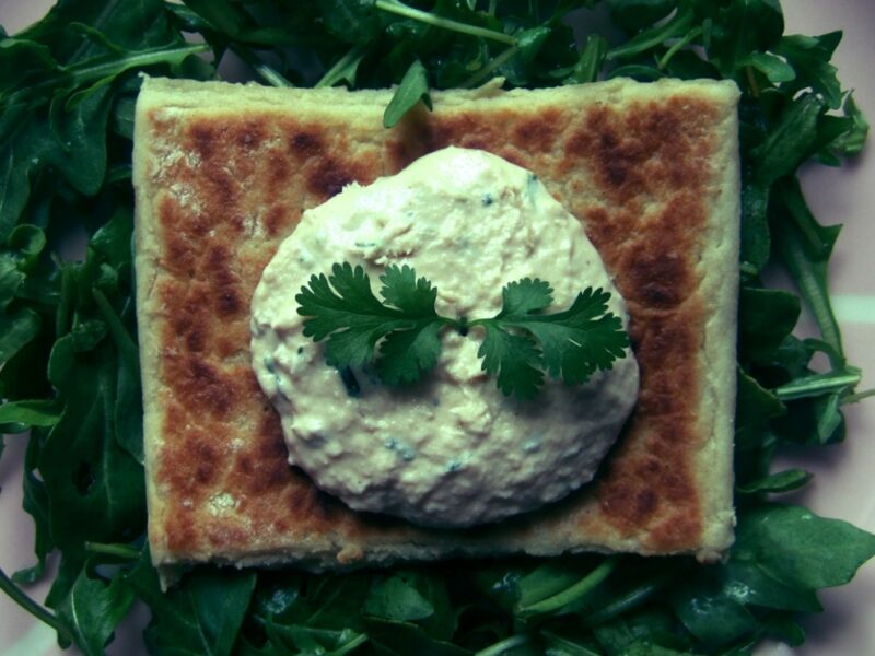 Salmon and horseradish paté