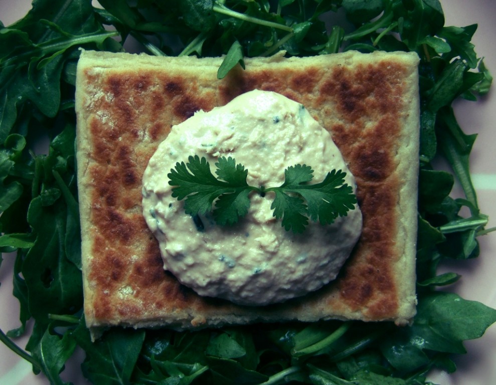 Salmon and horseradish paté