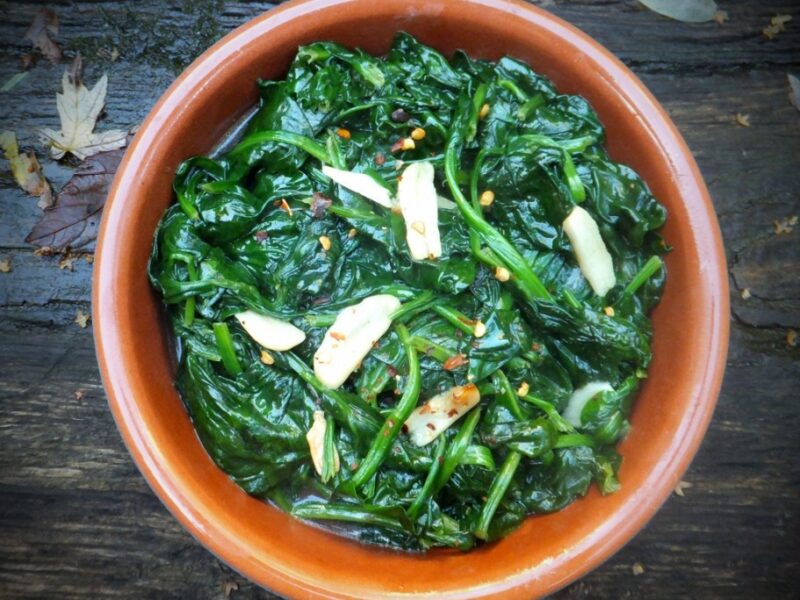 Spinach with chilli and garlic