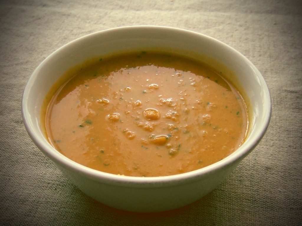 Sweet potato, carrot & chickpea soup