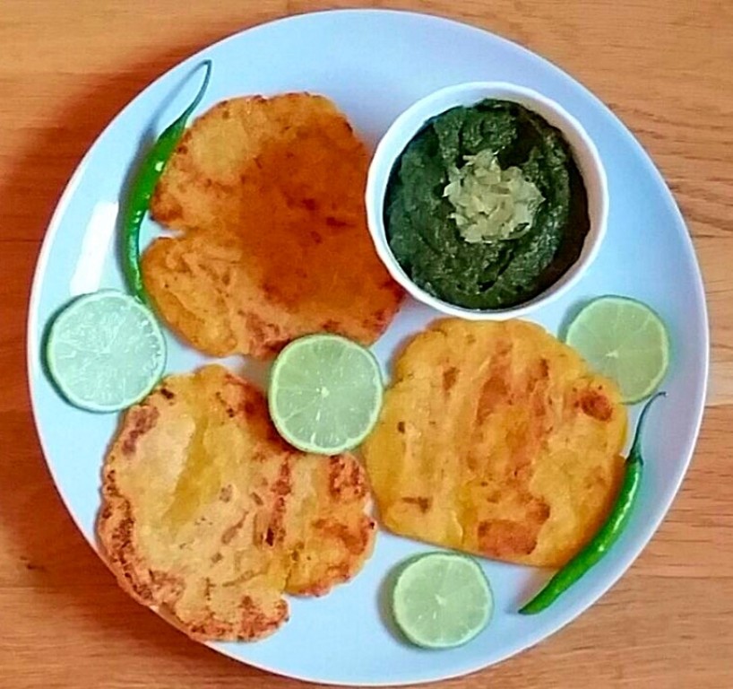 Mustard leaves curry (Sarson ka saag)