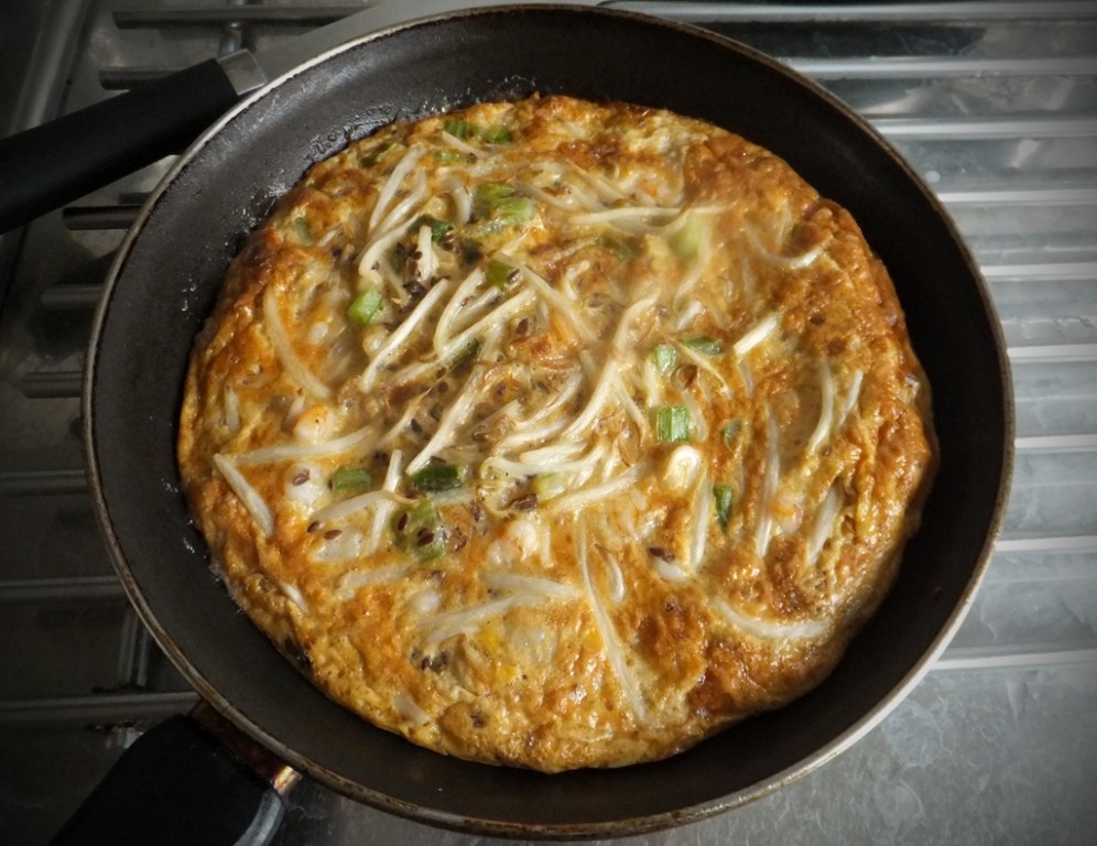 Asian-style shrimp frittata