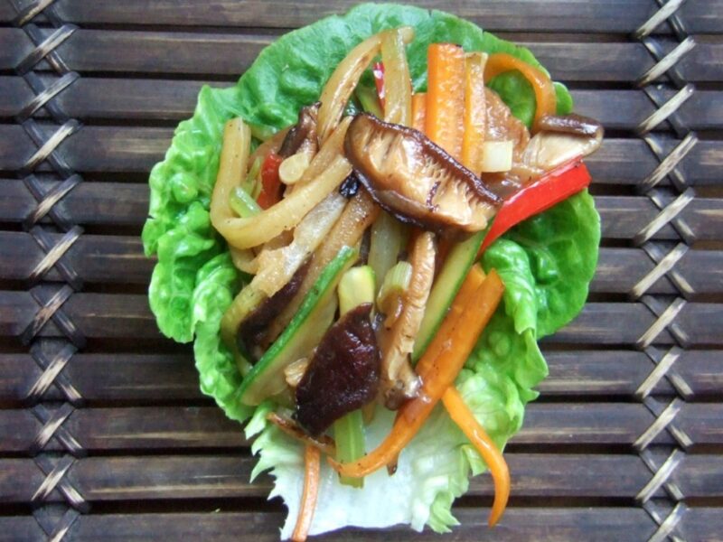 Chinese vegetable lettuce wraps