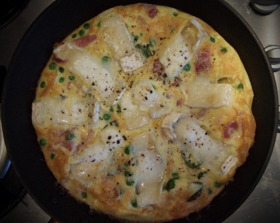 Goats cheese, peas and bacon frittata