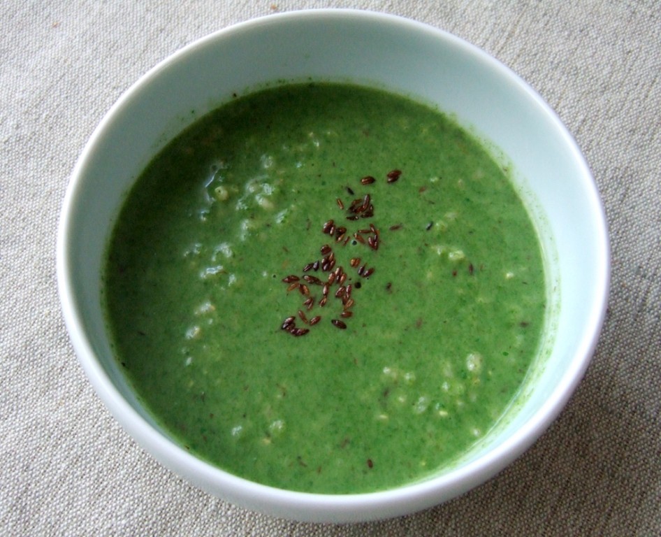 Spinach, coconut and rice soup