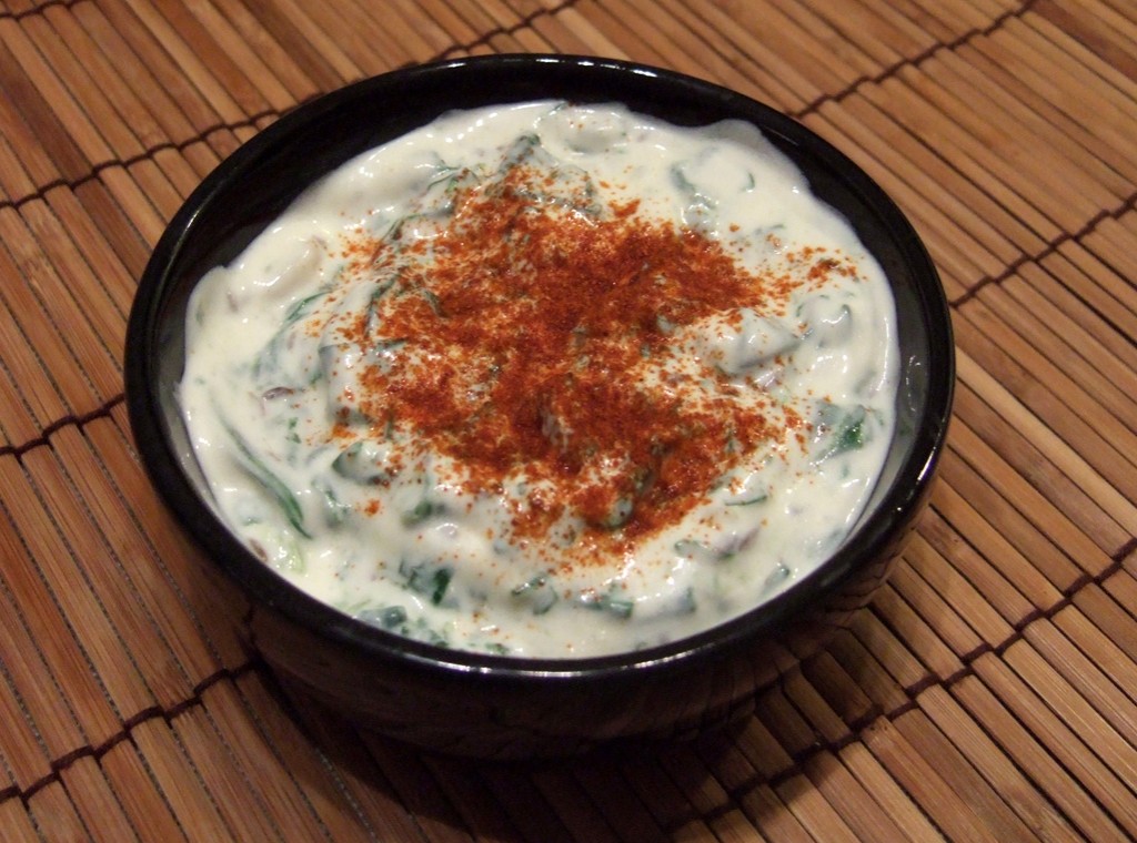 Spinach raita