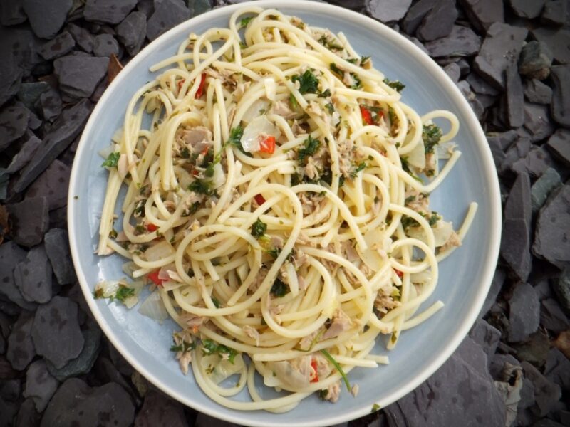 Spaghetti with tuna & lemon