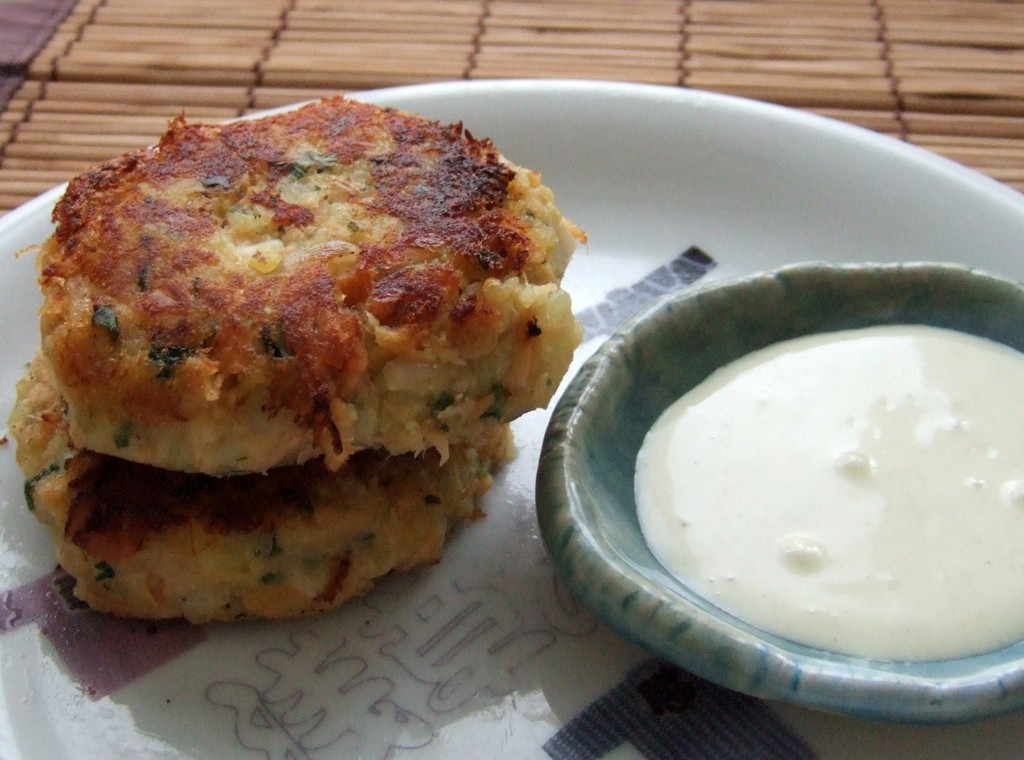 Asian-style salmon cakes