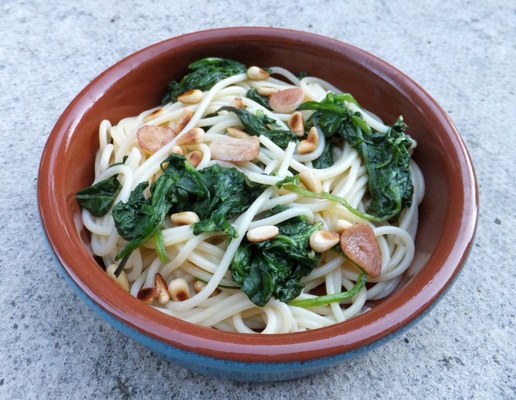 Pasta with spinach