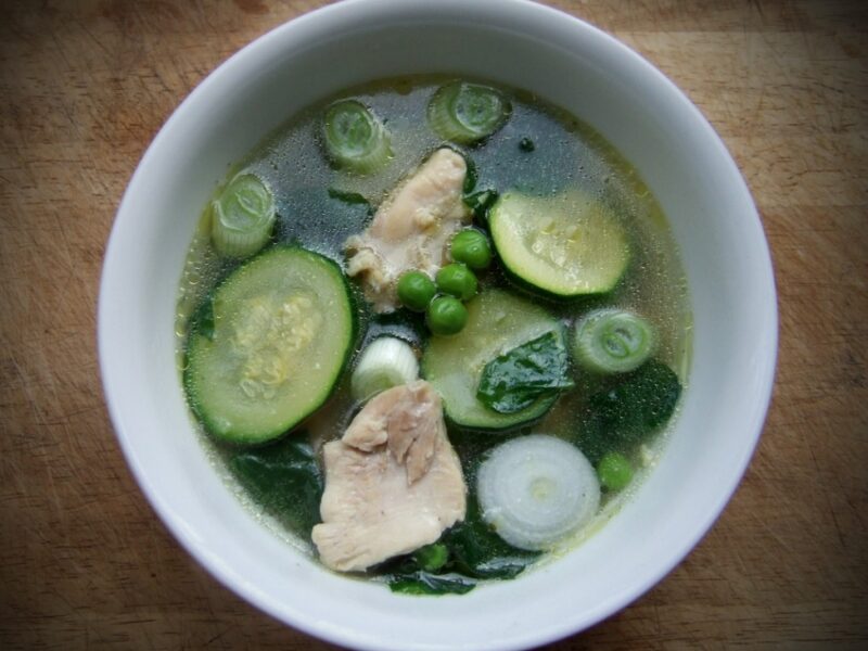 Chicken soup with green vegetables