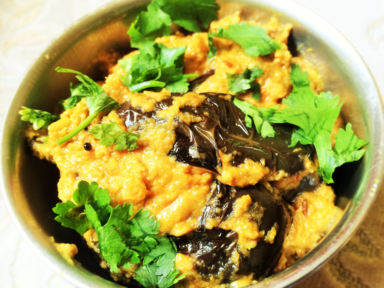 Aubergine cooked in peanut gravy