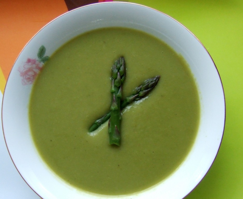 Asparagus soup