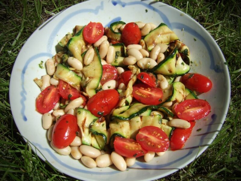 Courgette, tomato and bean salad