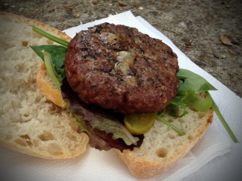 Beef burger with stilton