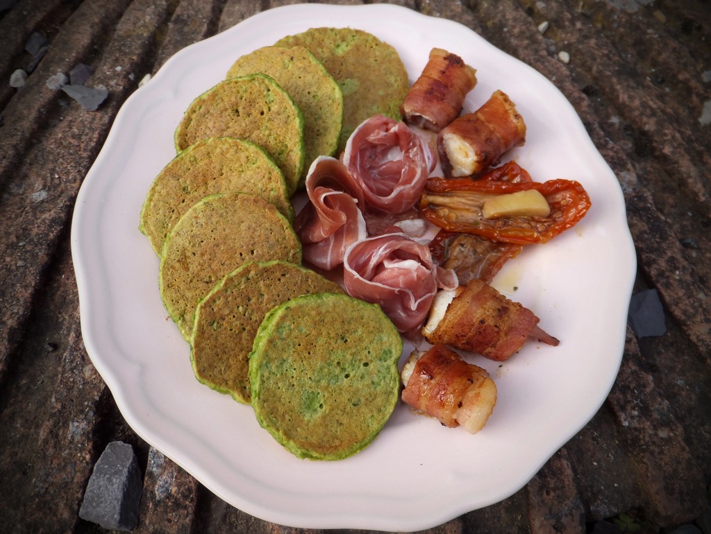 Minty pea fritters