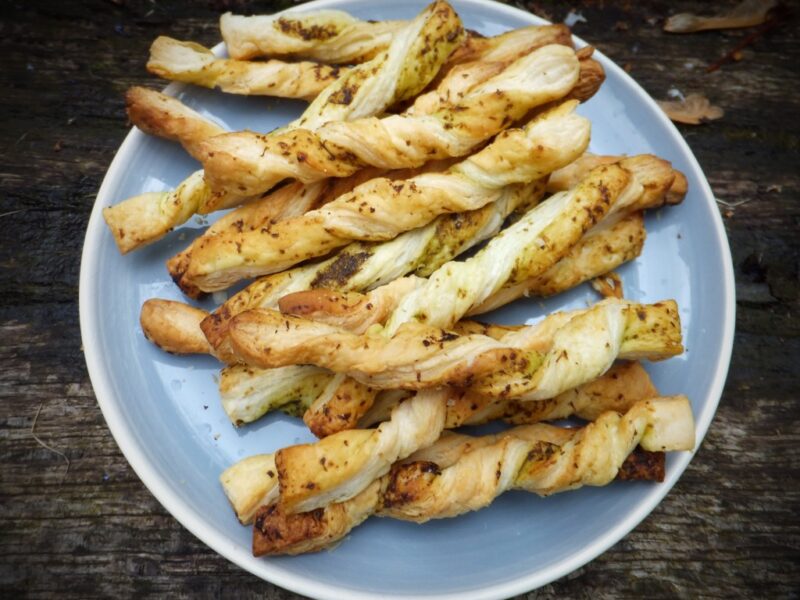 Pesto and parmesan puff twirls