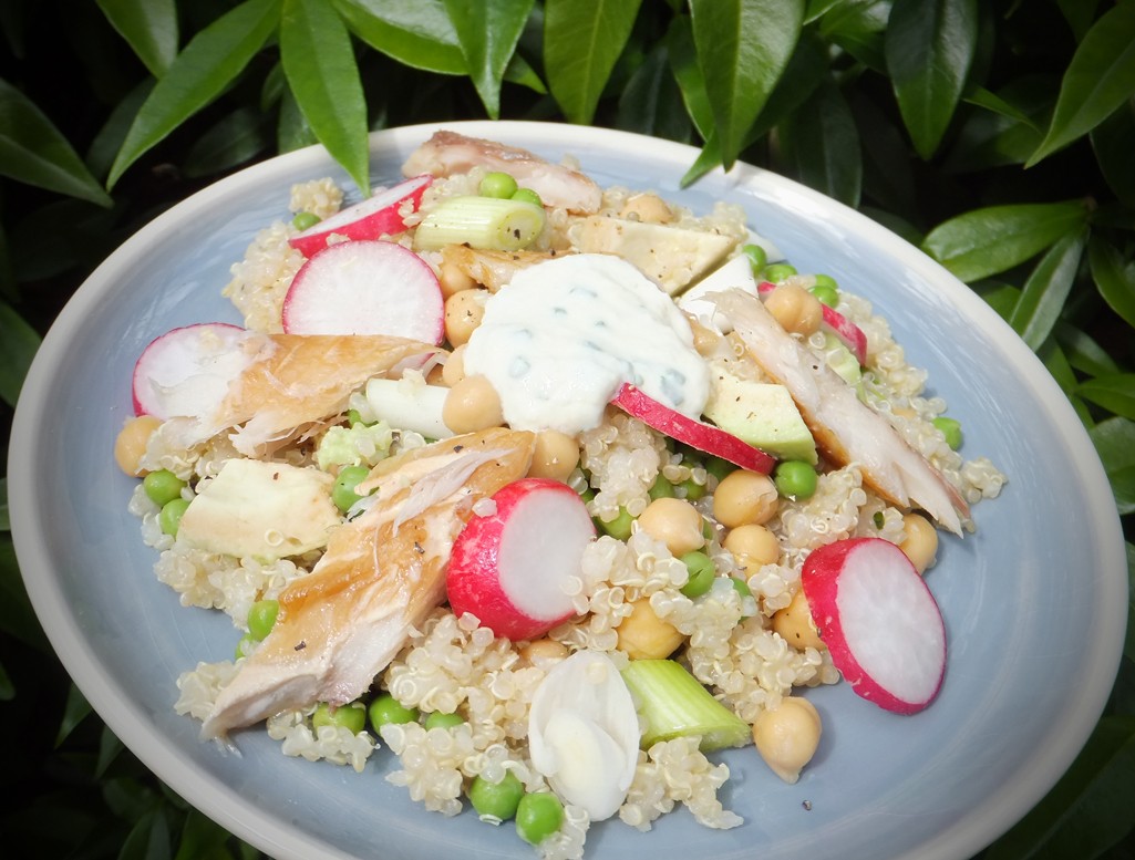 Quinoa salad with mackerel