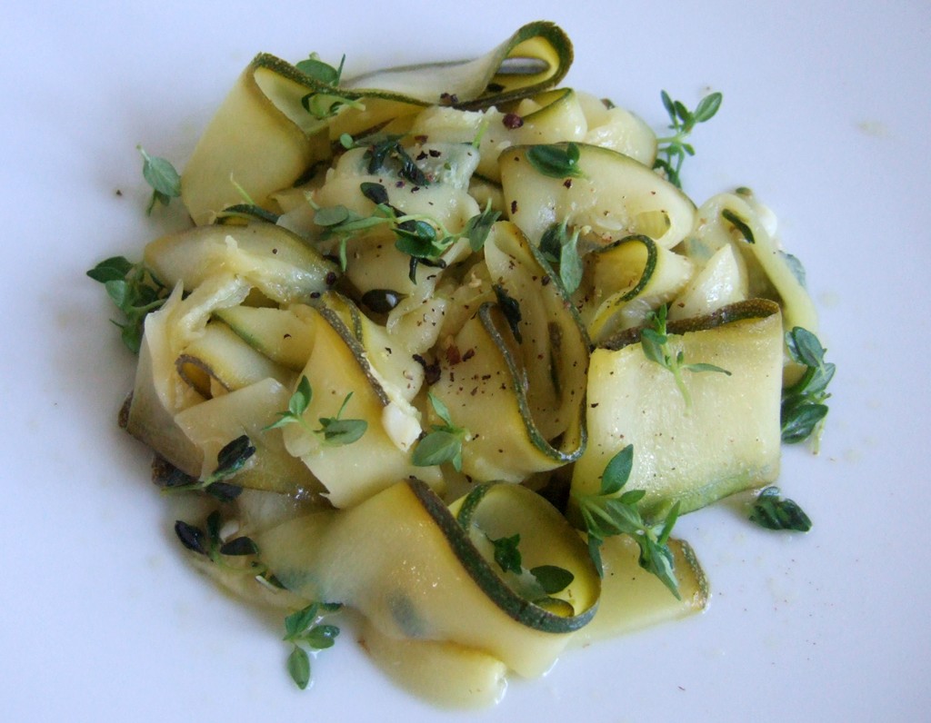 Sauteed courgette with thyme