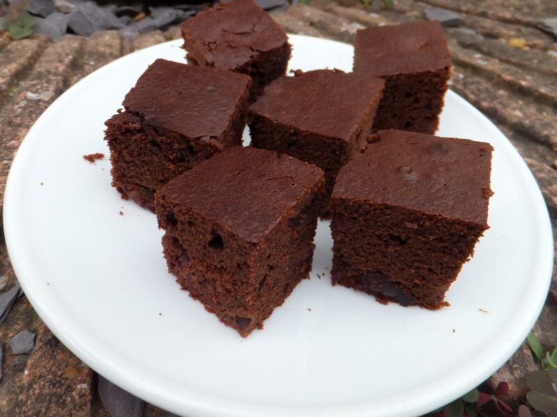 Brownies with cherries