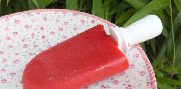 Raspberry ice lolly