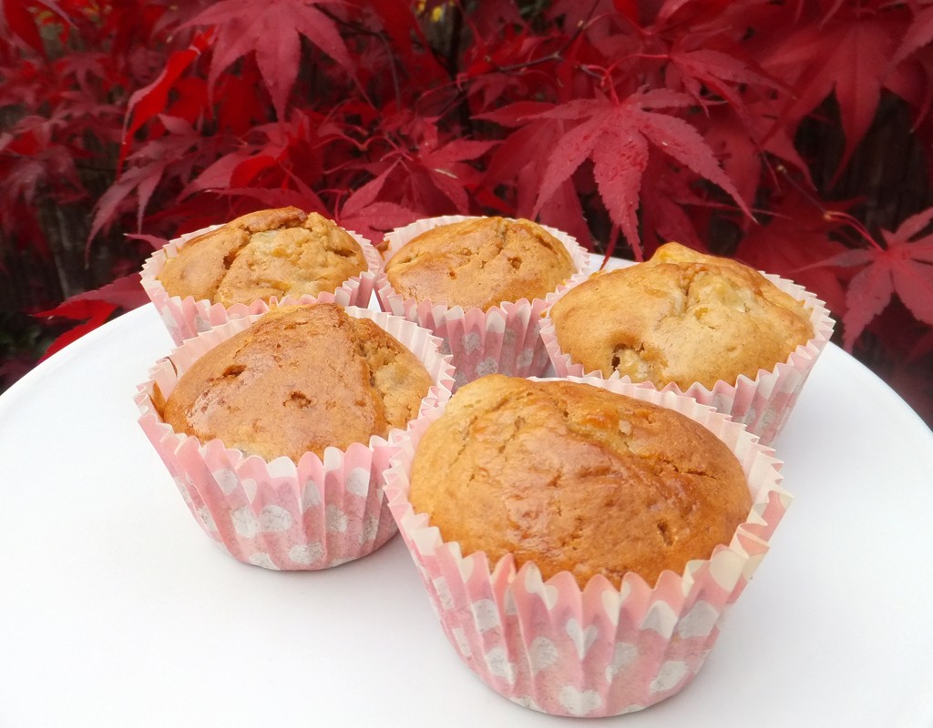 Apple and pear muffins