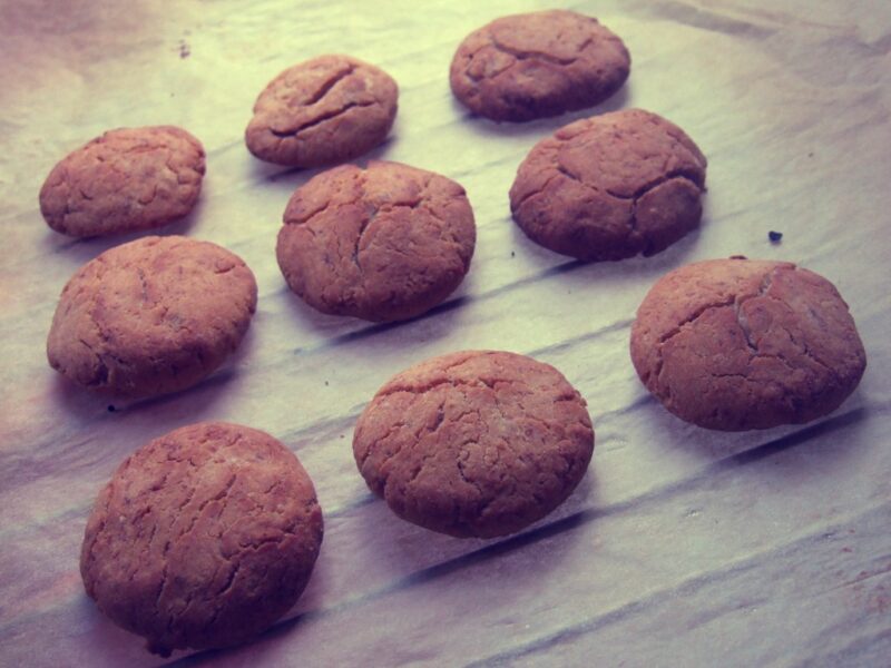 Vegan gluten-free banana cookies