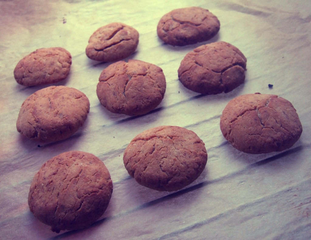 Vegan gluten-free banana cookies