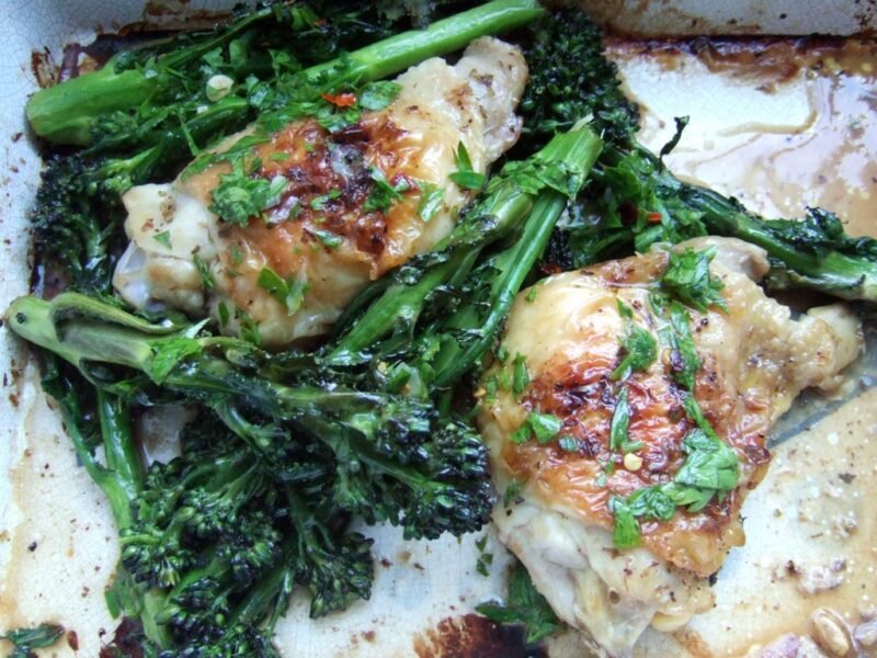 Chicken thighs with broccoli