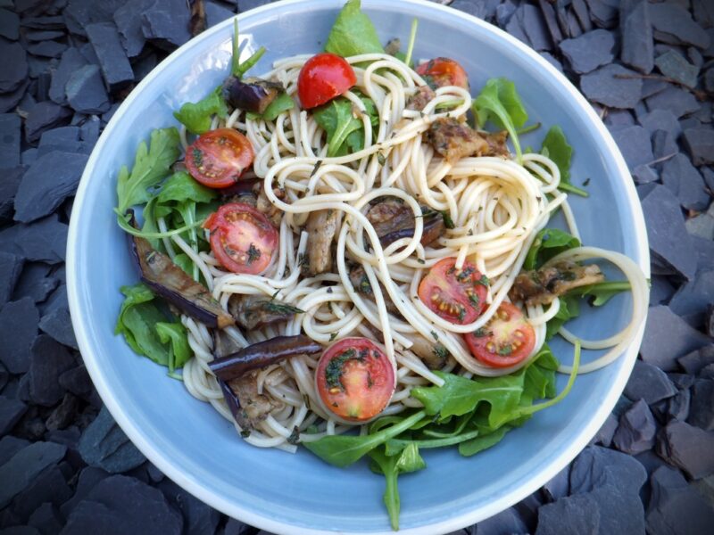 Spaghetti with grilled aubergine