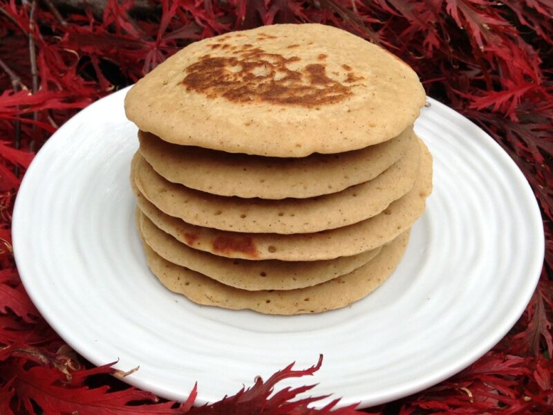 Apple and cinnamon pancakes