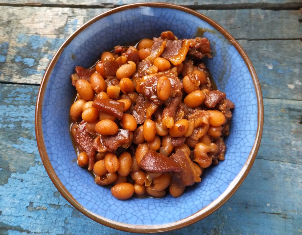 Chipotle baked beans