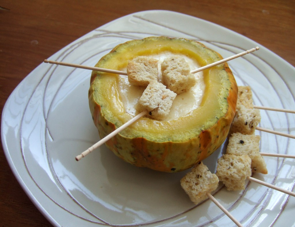 Roast pumpkin fondue