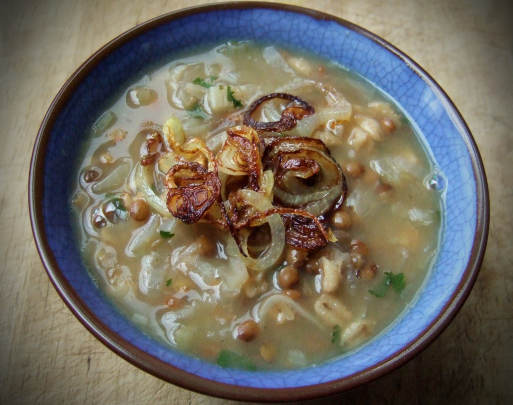 Spiced onion soup with barley and lentil