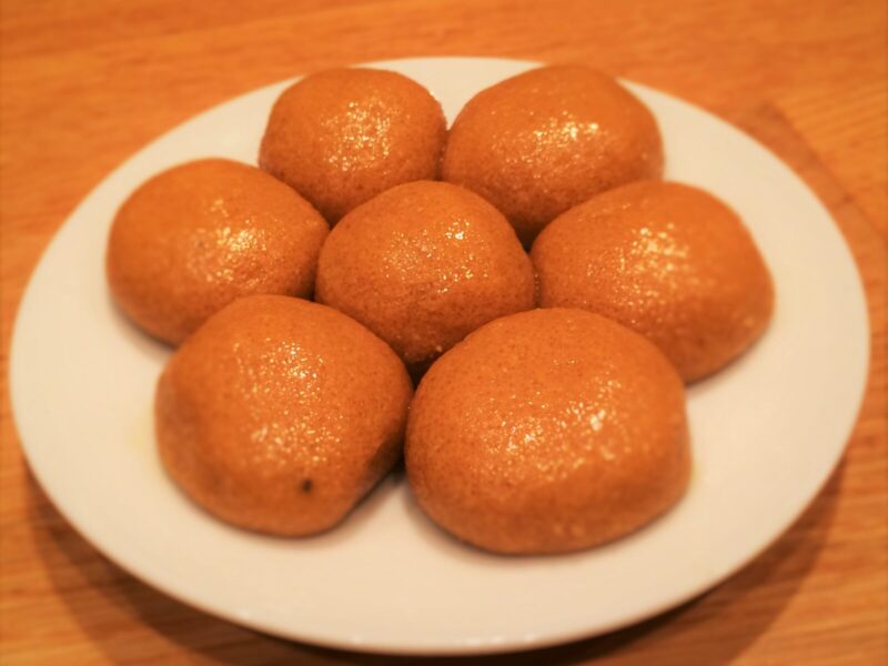 Gram Flour Ladoo (Besan Ladoo)