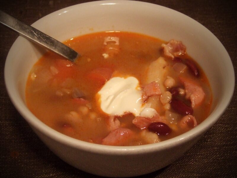 Bean soup with bacon