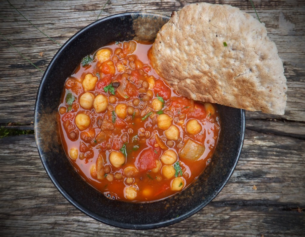 Moroccan lentil and chickpea soup