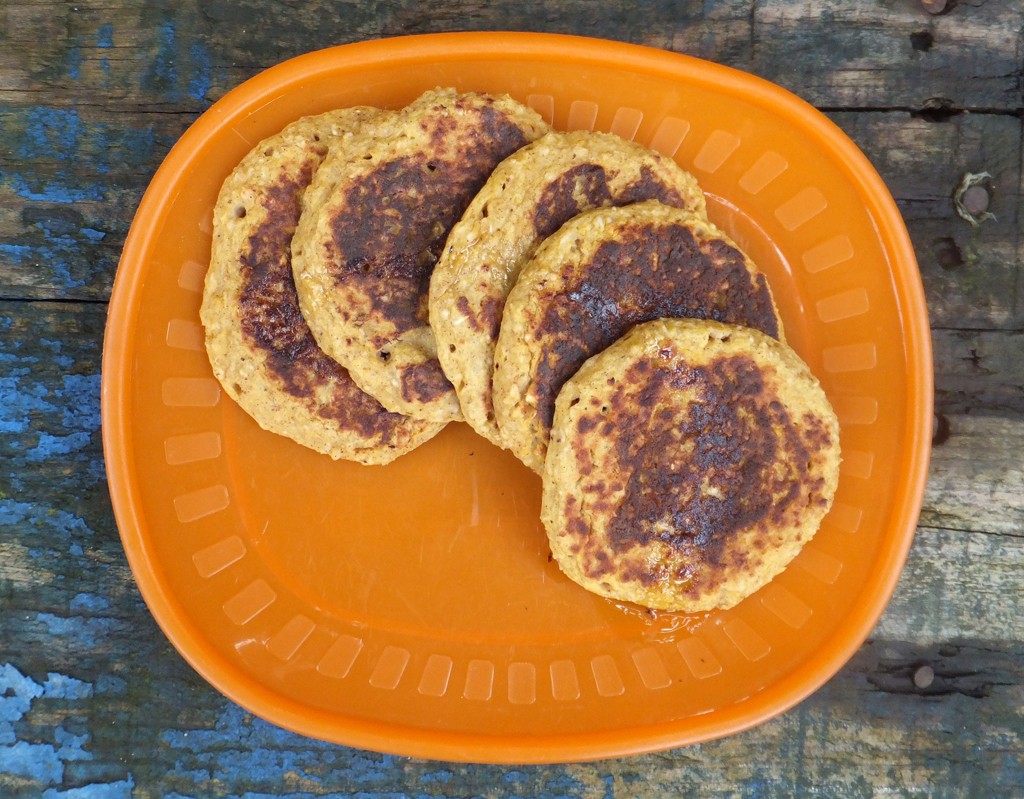 Pumpkin and oatmeal pancakes