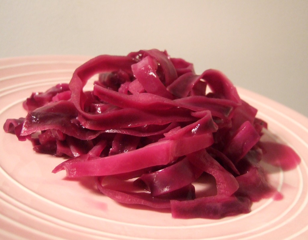 Simple braised red cabbage