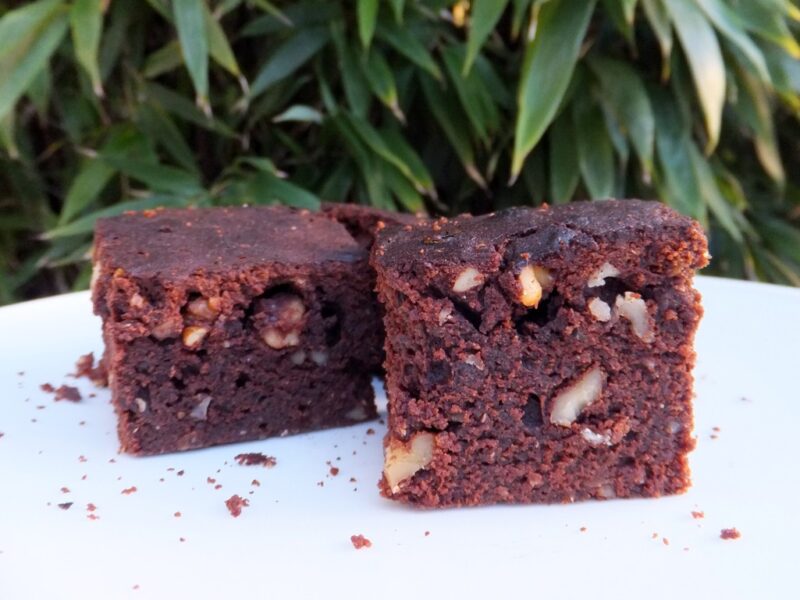 Walnut brownies