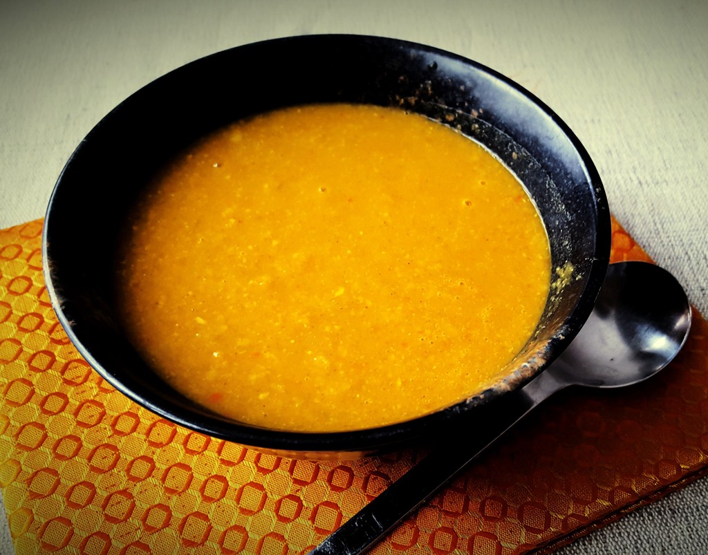 Curried chickpea soup