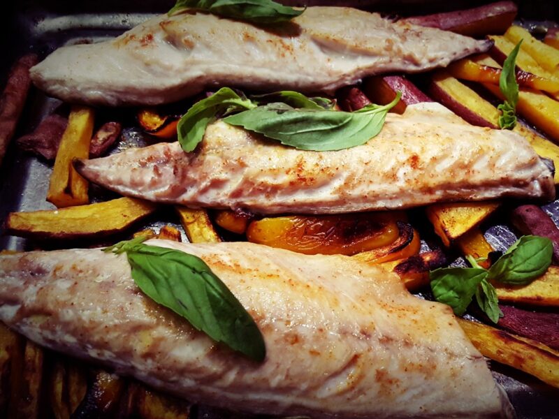 Mackerel and sweet potatoes bake