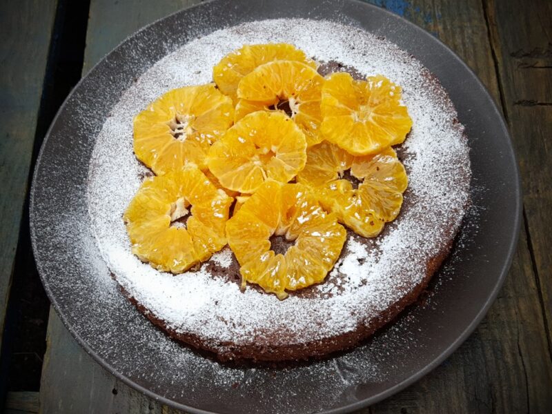 Orange and almond cake