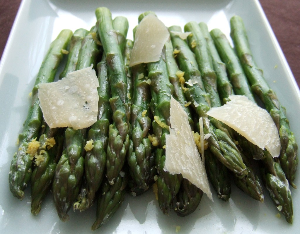 Asparagus with lemon and butter