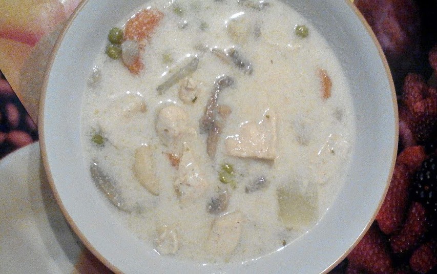 Creamy chicken & vegetable soup