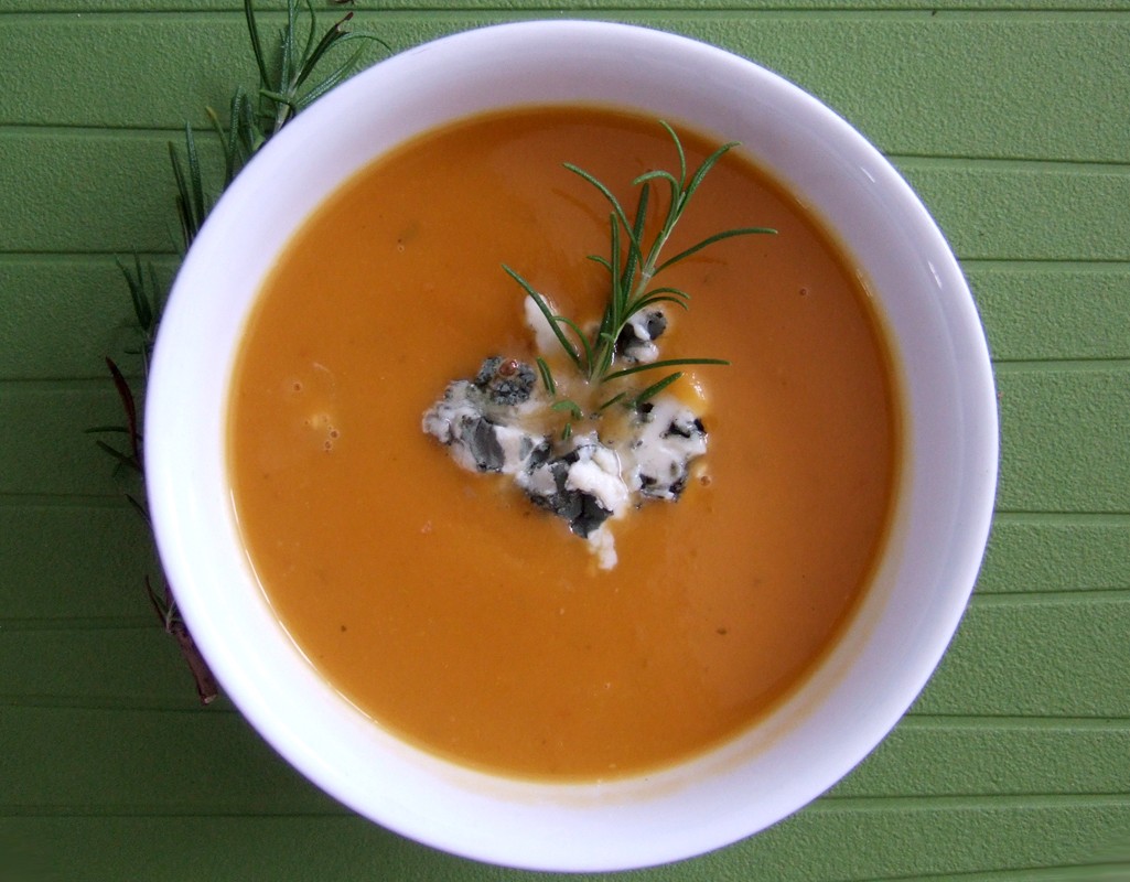 Herby sweet potato soup