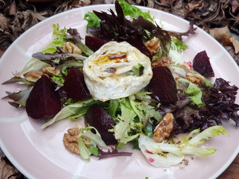 Beetroot, goat’s cheese and walnut salad