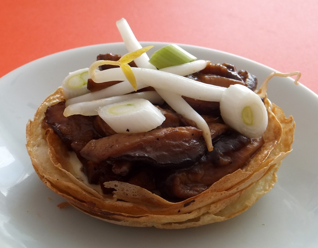 Egg nest with shiitake mushroom